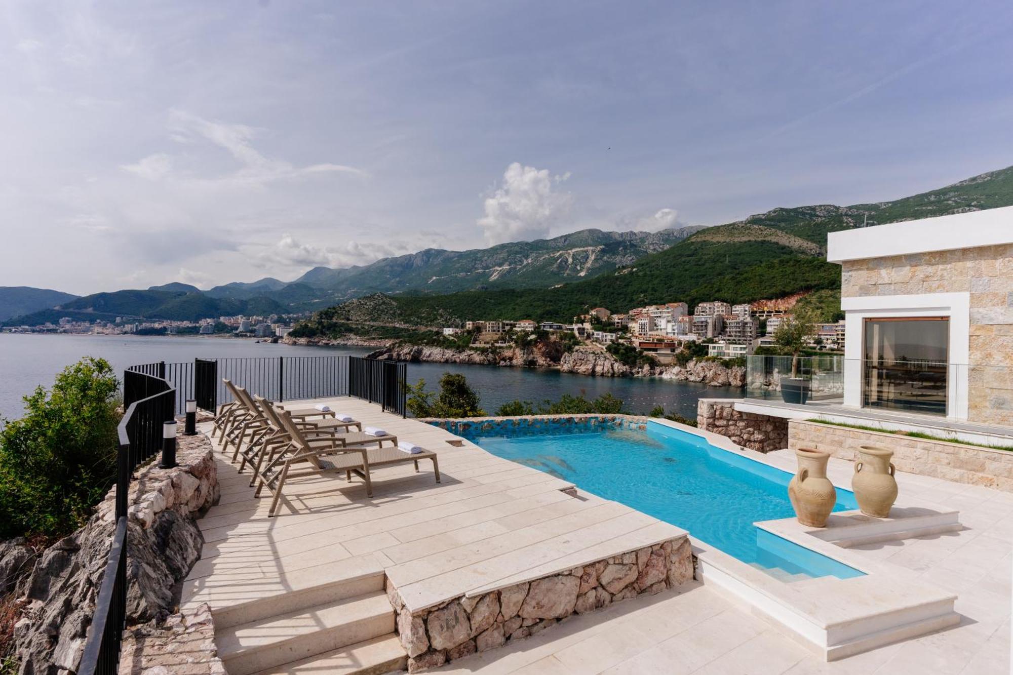 Blanche Cliff Apartments Sveti Stefan Eksteriør billede